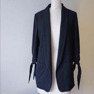 Black special bunny tie blazer